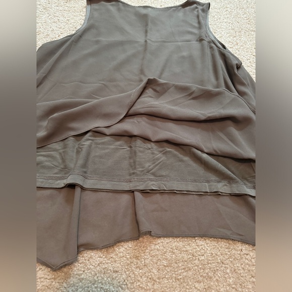 Lisa Rinna Collection Solid Sleeveless Tank Size L Olive A365773 Chiffon Minimal - Picture 8 of 14